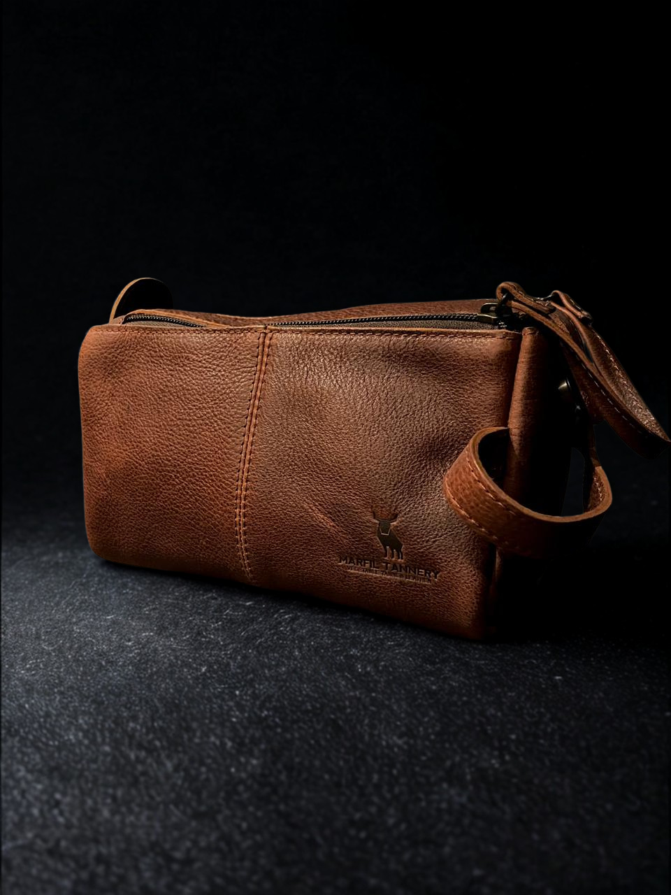 Durabilidad y elegancia: ventajas del cuero curtido vegetal frente a otros materiales